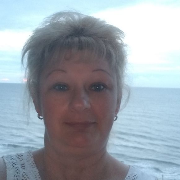 Meet your Posher, Jessica - Picture 1 of 1
